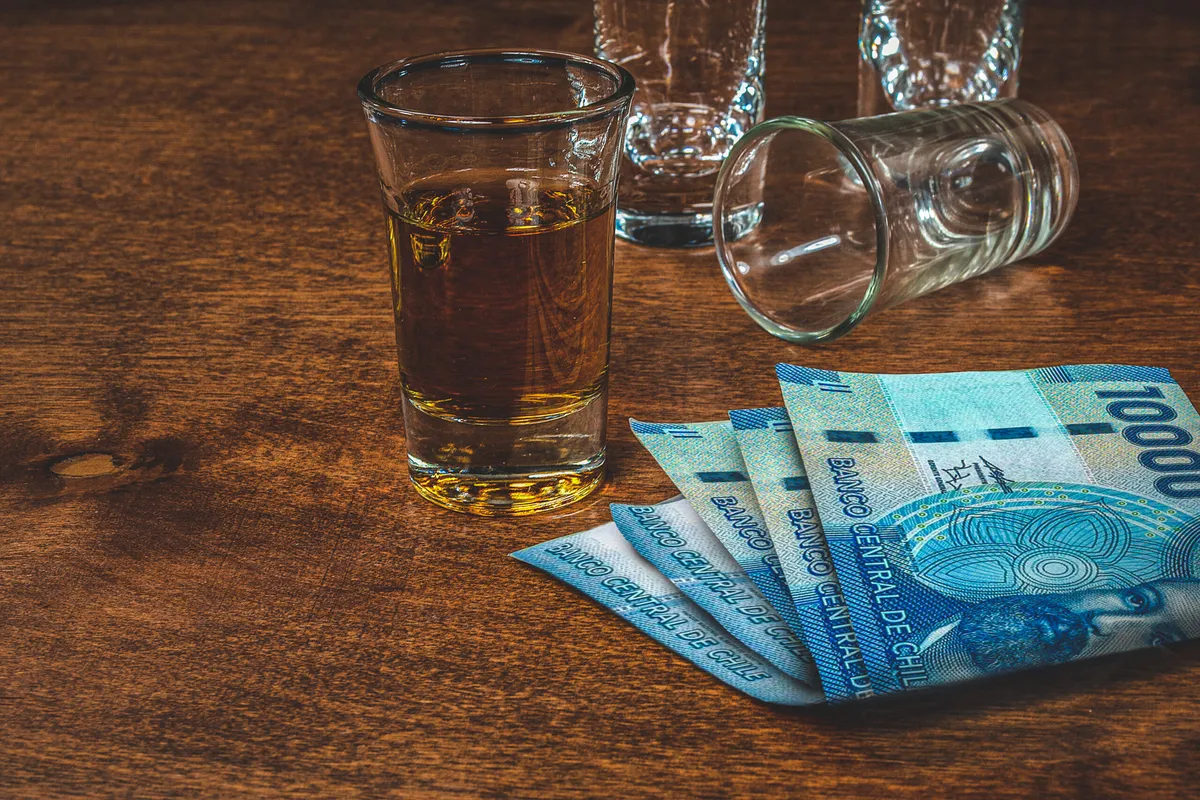 Historias de mercado: No es buena idea invertir bajo la influencia del alcohol